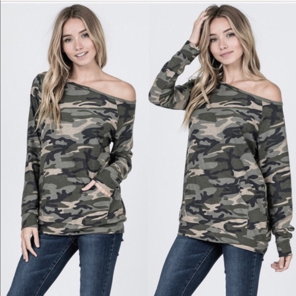 *LAST One* Off Shoulder Camouflage Top- Small - Picture 1 of 3